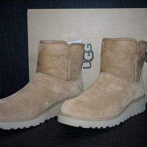Ugg Kristin wedge bootie size:6
